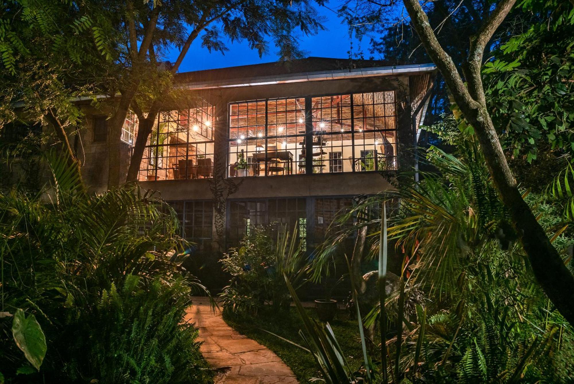Ferienwohnung The Jungle Oasis With Heated Pool Nairobi Exterior foto