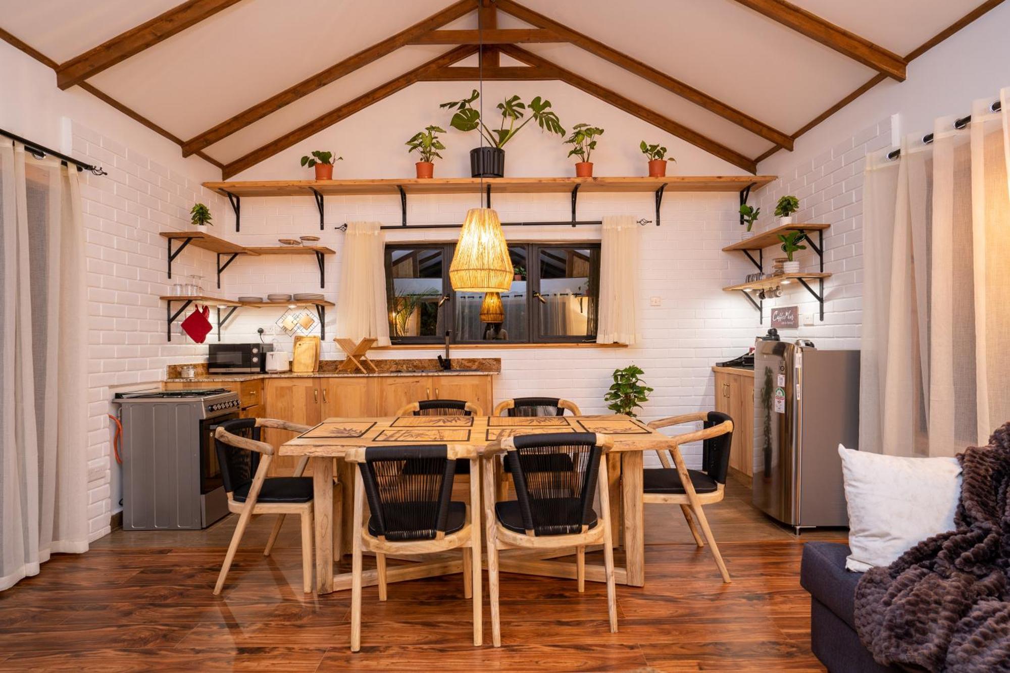 Ferienwohnung The Jungle Oasis With Heated Pool Nairobi Exterior foto