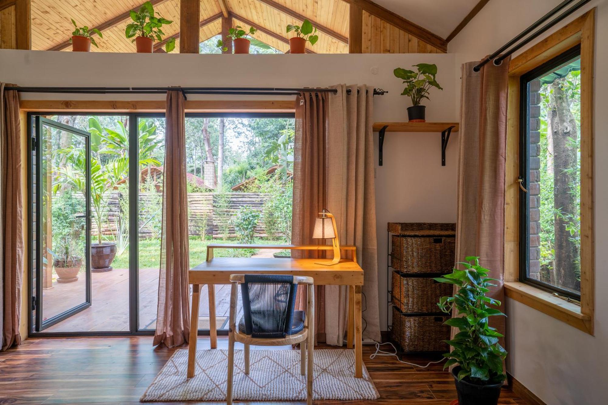 Ferienwohnung The Jungle Oasis With Heated Pool Nairobi Exterior foto